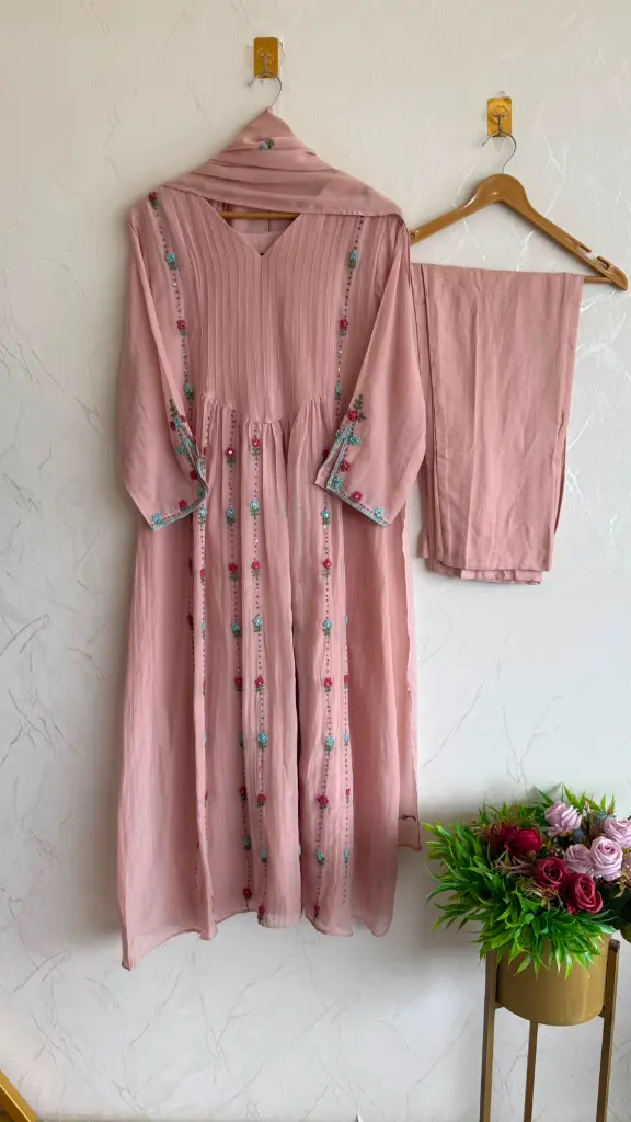 ps0100 (1).webp