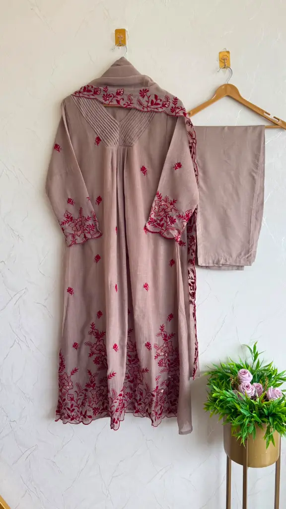 ps0149 (1).webp