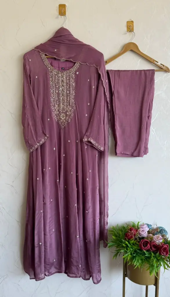 ps0180 (3).webp