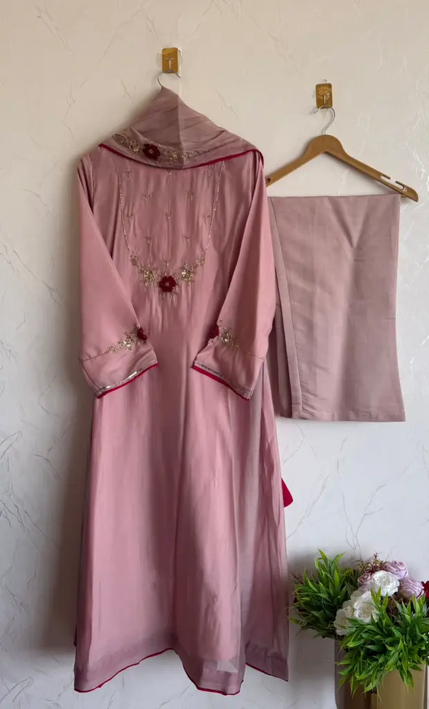 ps0235 (4).webp