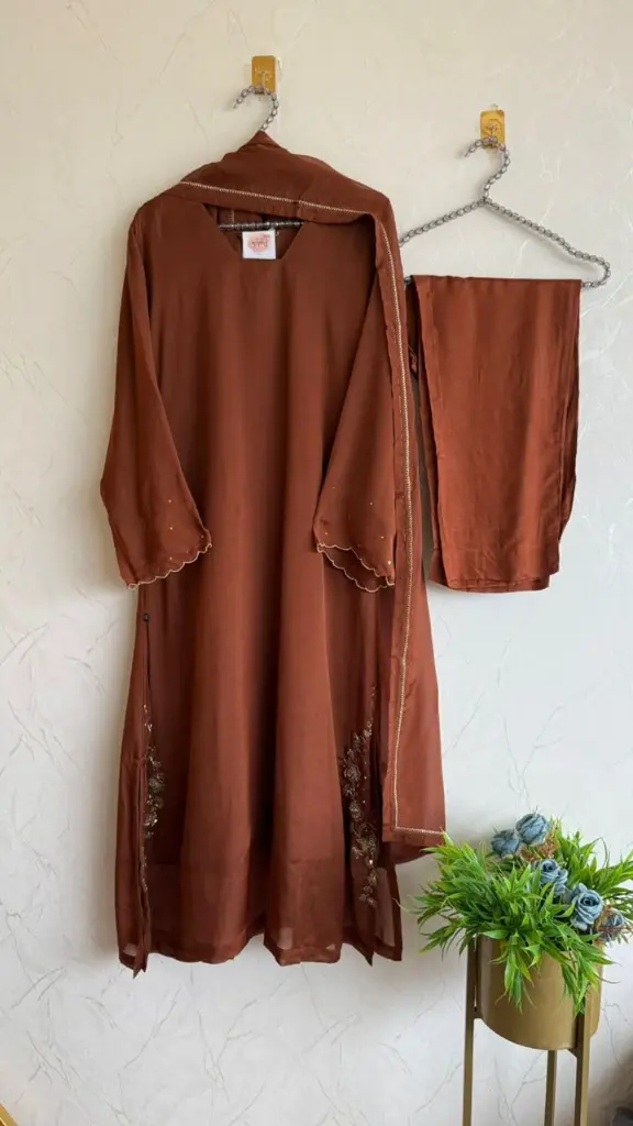 ps0189 (1).webp